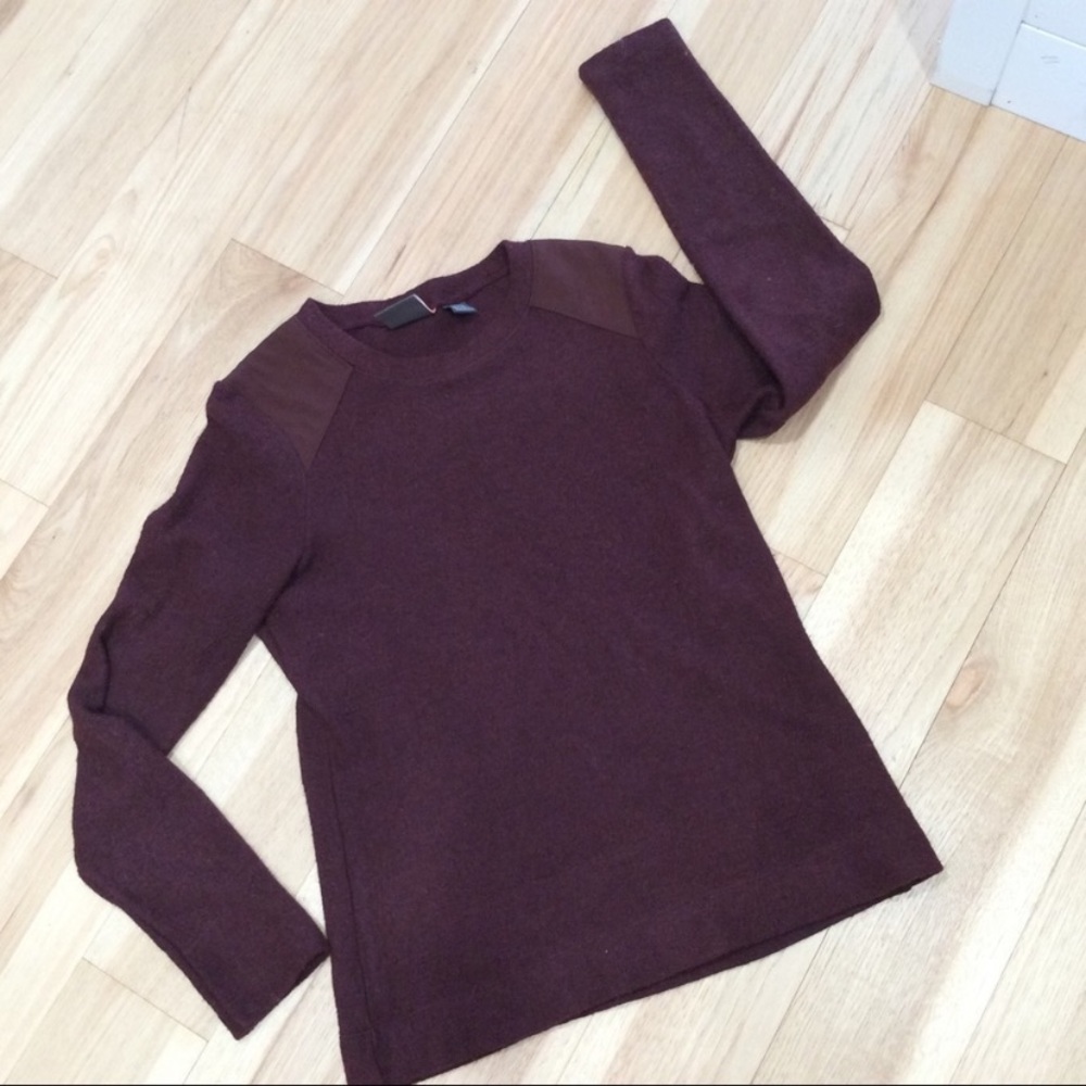Merrell Select Performix burgundy sweater Medium
